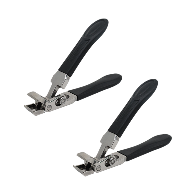 Podiatrist-Designed Toenail Clipper Takes Care