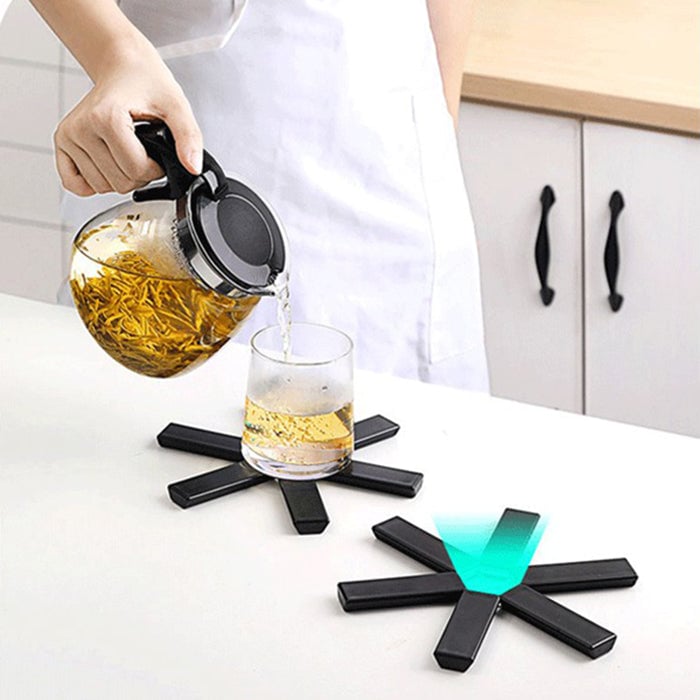 (🎁Selling) Creative Folding Insulation Pad,🔥Buy 3 Get 1 Free-SLOOSELYK