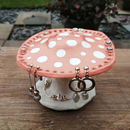 🍄Cute Mushroom Earring Holder-SLOOSELYK