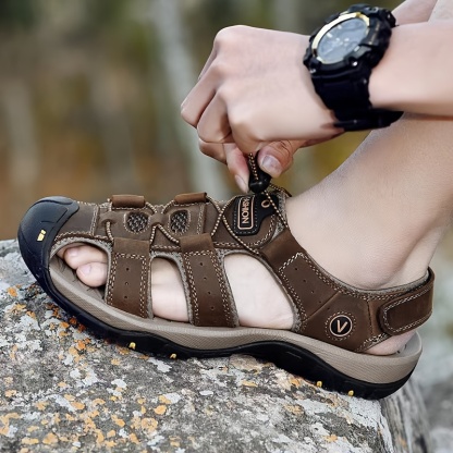 Men’s Genuine Leather Closed-Toe Sandals – Adjustable Buckle & Non-Slip Comfort