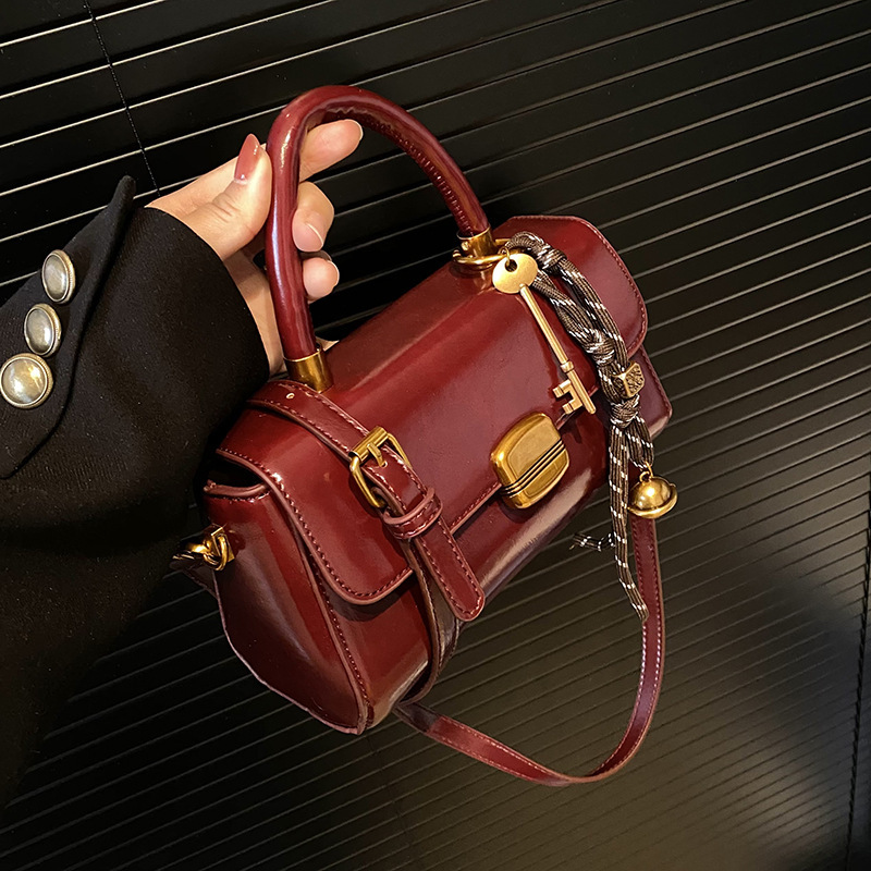 Women’s Vintage Mini Handbag – Elegant Burgundy Top Handle Crossbody Purse