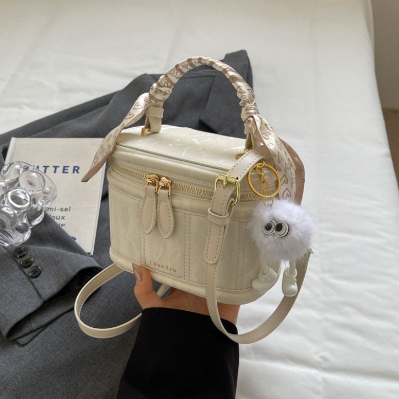 Women’s Vintage Mini Bucket Bag – Elegant Compact Shoulder Handbag
