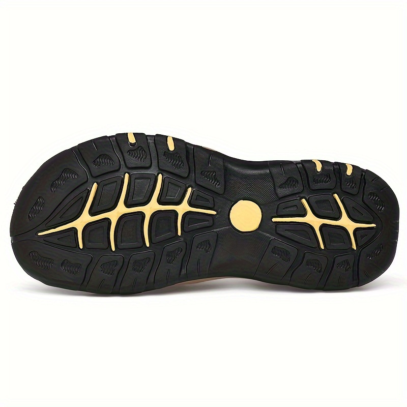 Men’s Genuine Leather Closed-Toe Sandals – Adjustable Buckle & Non-Slip Comfort