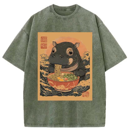 Moo Deng Eat Ramen Washed T-Shirt