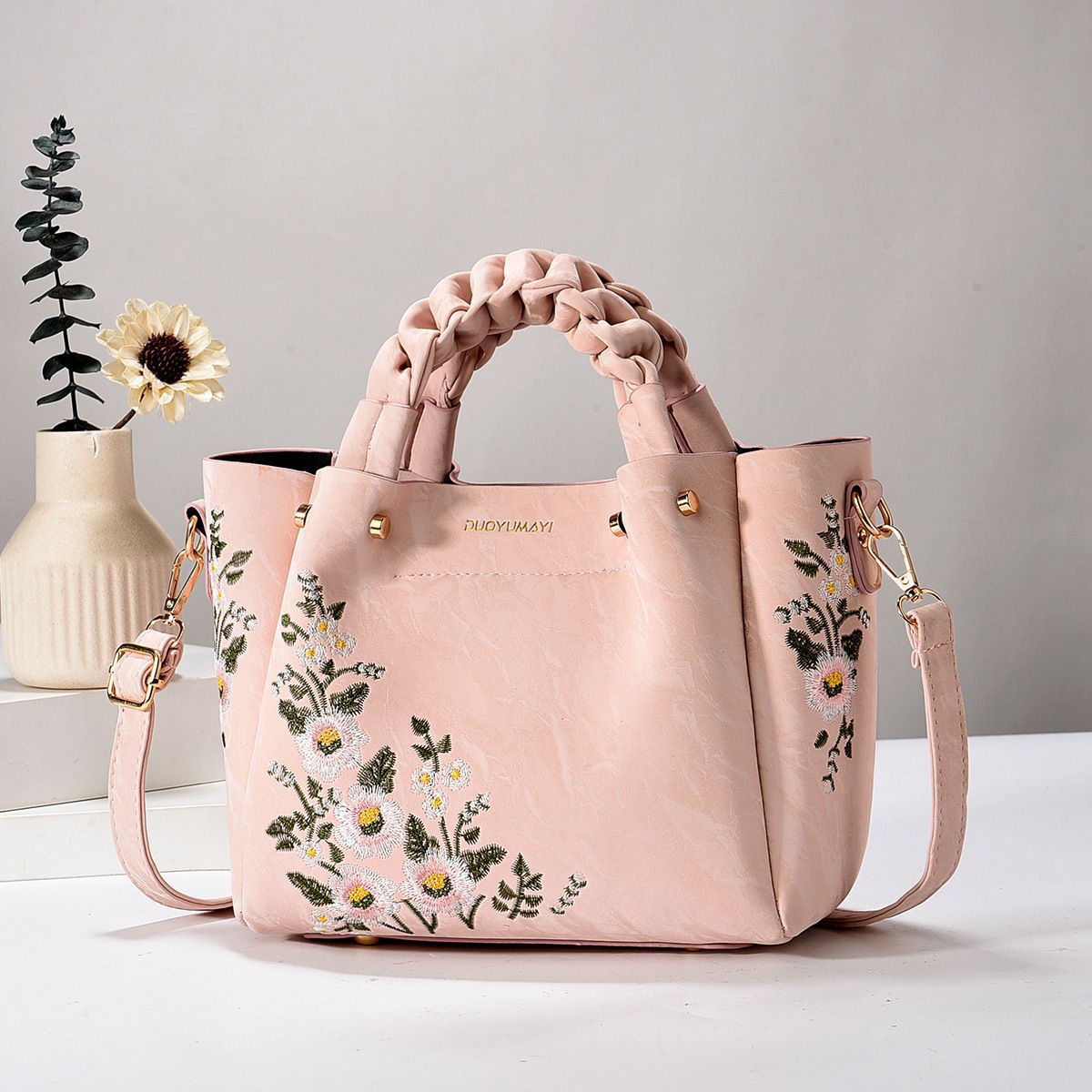 Vintage Floral Embroidered Tote Bag – Lightweight Shoulder & Crossbody Bag