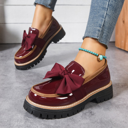 Women’s Classic Bow Loafers – Comfortable Platform Sole with Elegant Patent Finish
