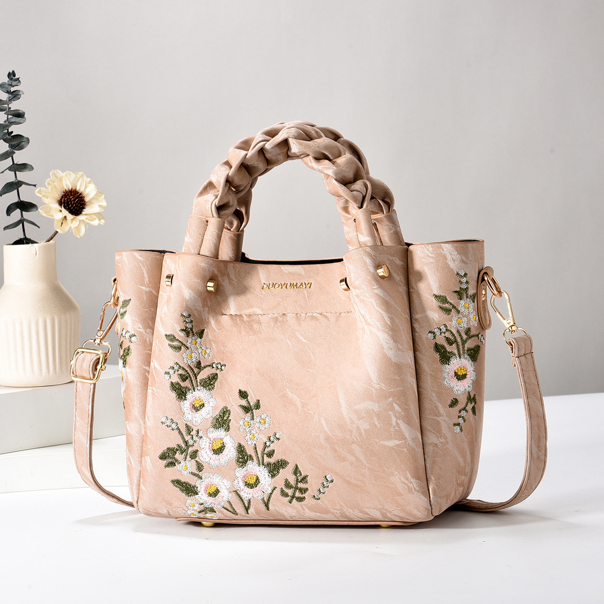 Vintage Floral Embroidered Tote Bag – Lightweight Shoulder & Crossbody Bag