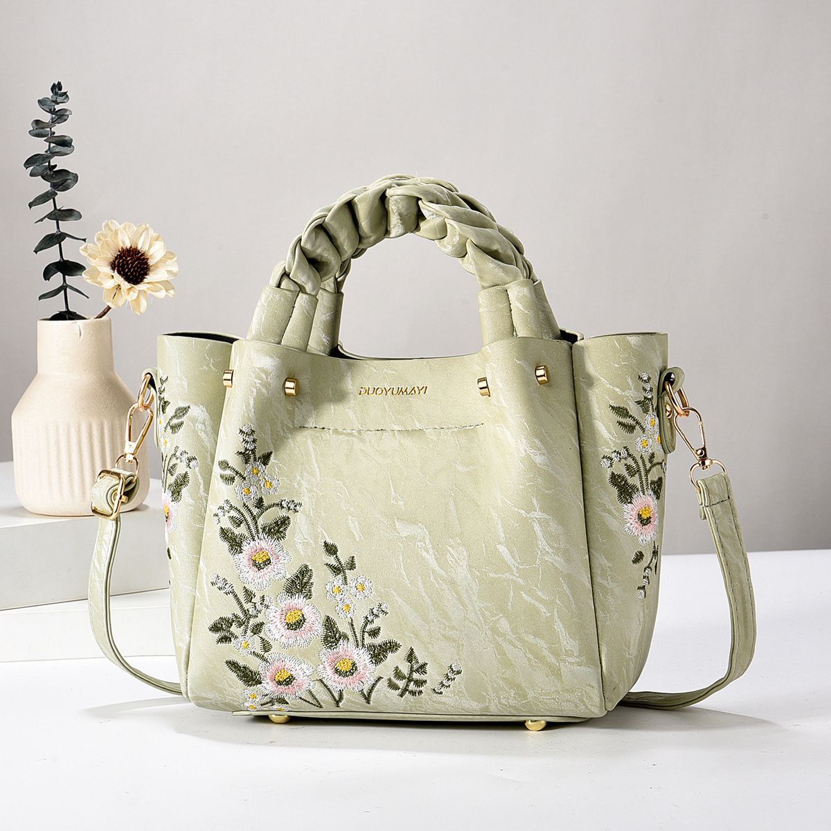 Vintage Floral Embroidered Tote Bag – Lightweight Shoulder & Crossbody Bag