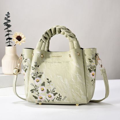 Vintage Floral Embroidered Tote Bag – Lightweight Shoulder & Crossbody Bag