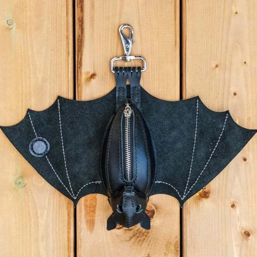 🔥Last Day 49% OFF - Leather Bat Coin Purse