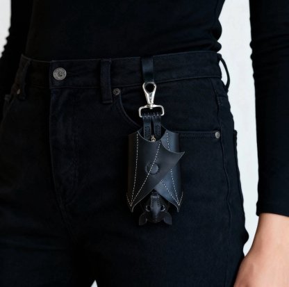 🔥Last Day 49% OFF - Leather Bat Coin Purse