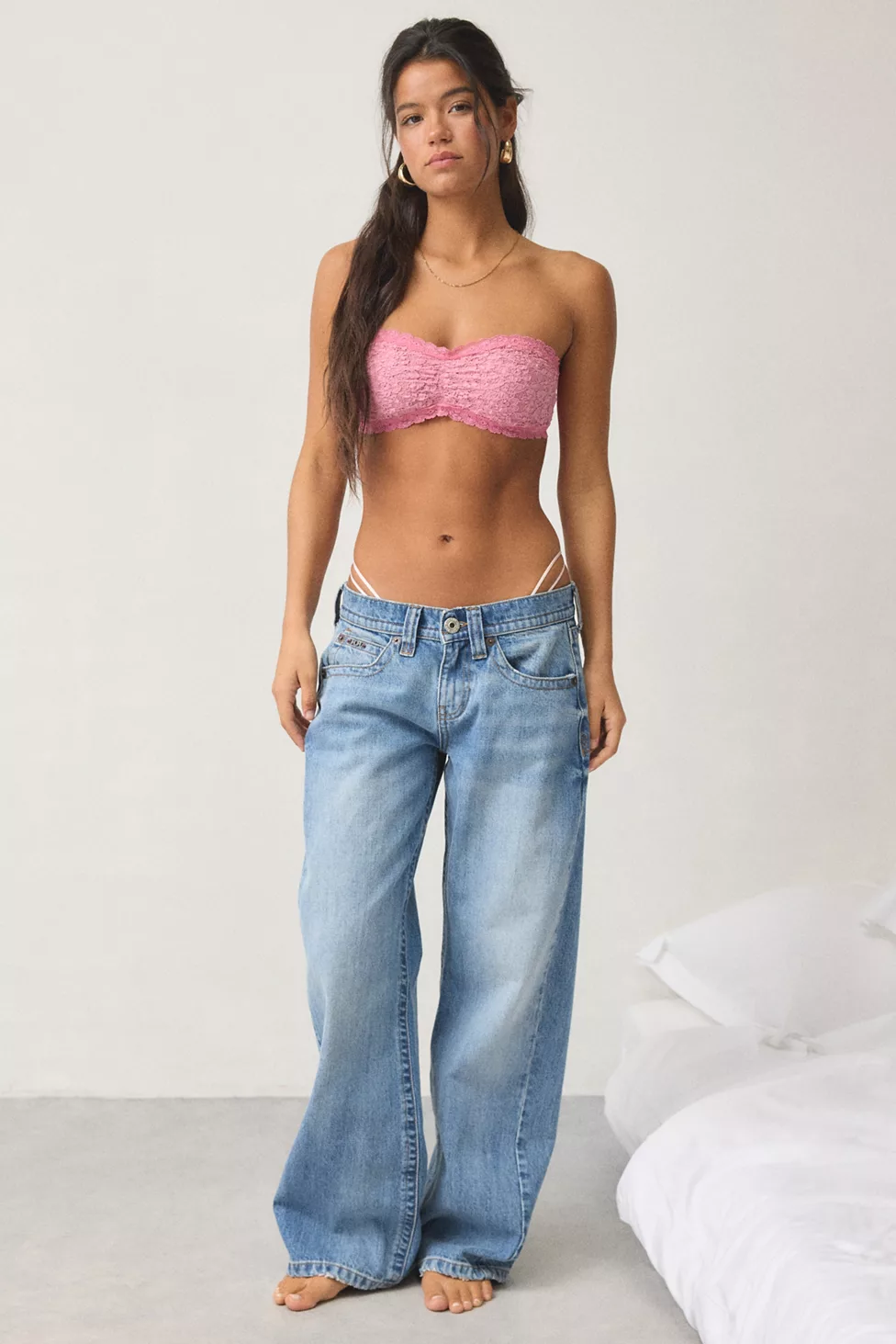 Out From Under Veronica Lace Pinch-Front Bandeau Bralette - Pink