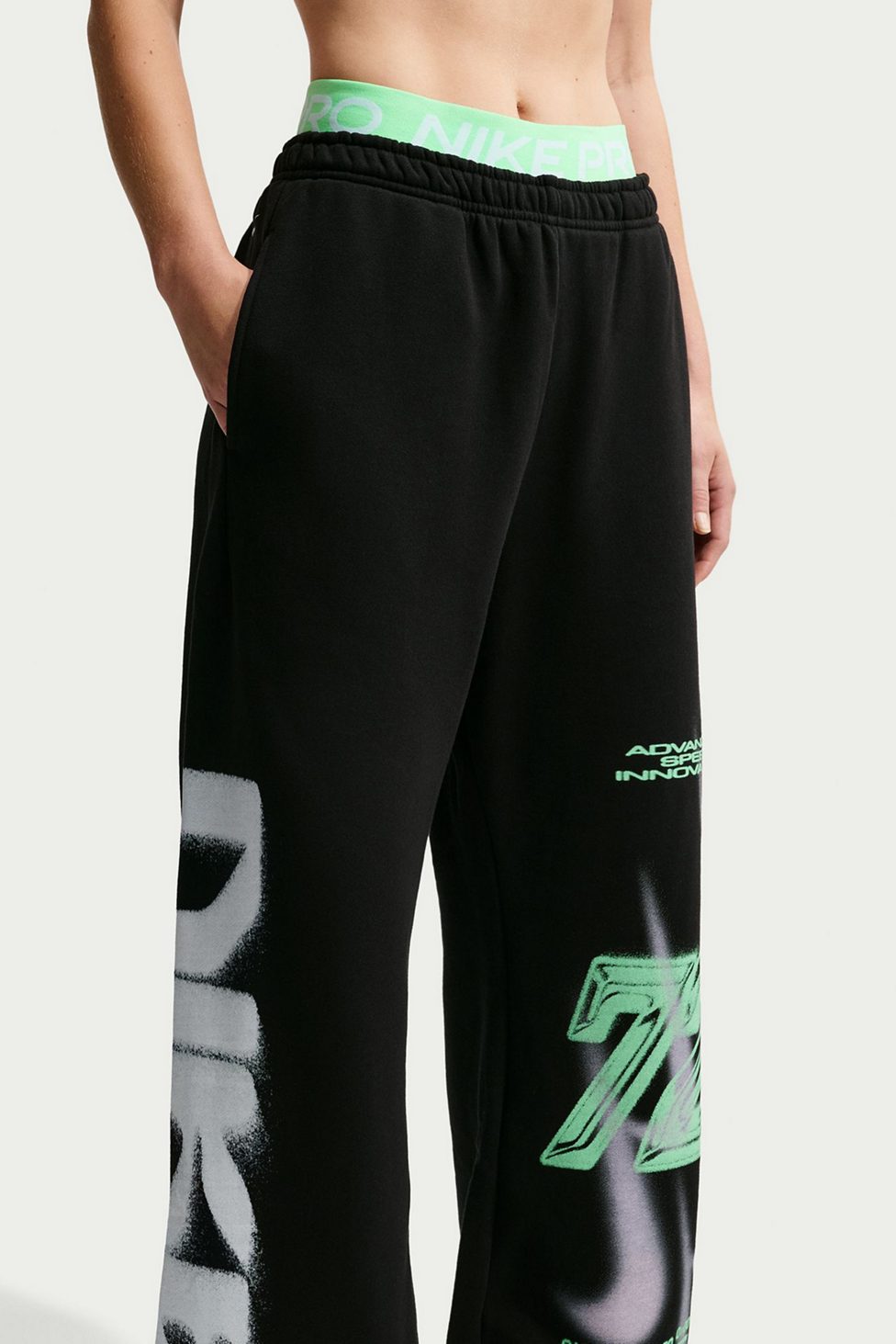 Nike Sportswear Studio Fleece Graphic Straight-Leg Sweatpants - Black