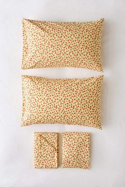 Cherry Land Patterned Sheet Set - Cherry Land