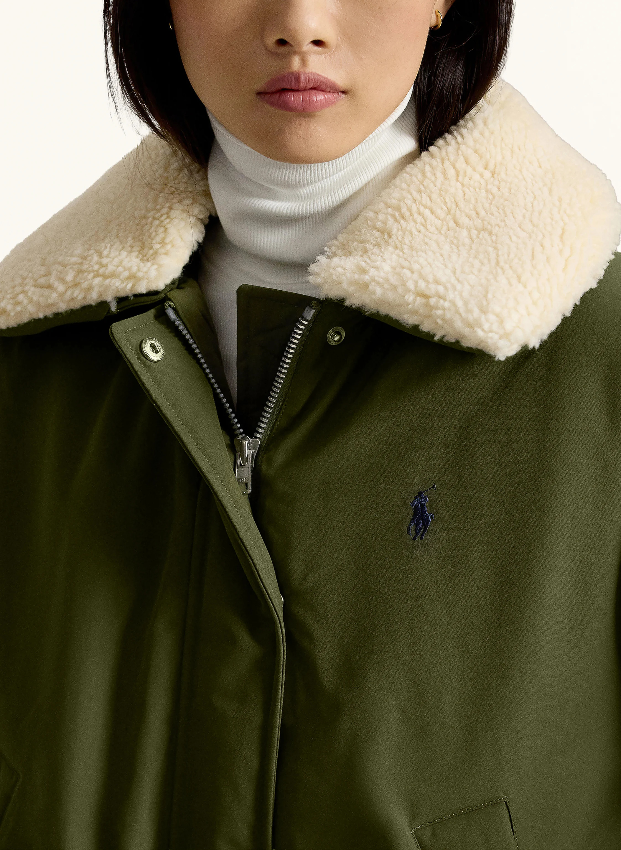 POLO RALPH LAUREN Daunenblouson mit abnehmbarem Kunstfell – OLIV / ECRU / DUNKELBLAU