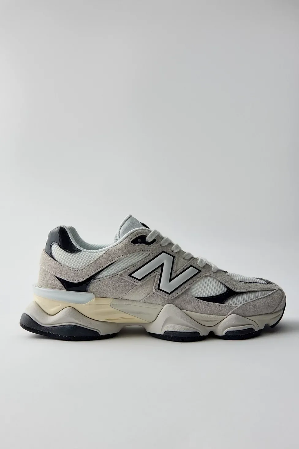 New Balance 9060 Sneakers - Reflection/Sea Salt