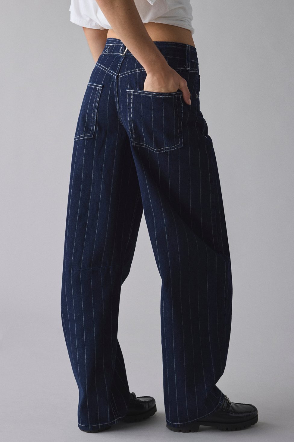 BDG Logan Printed Buckle Baggy Barrel Jeans - Tinted Pinstripe