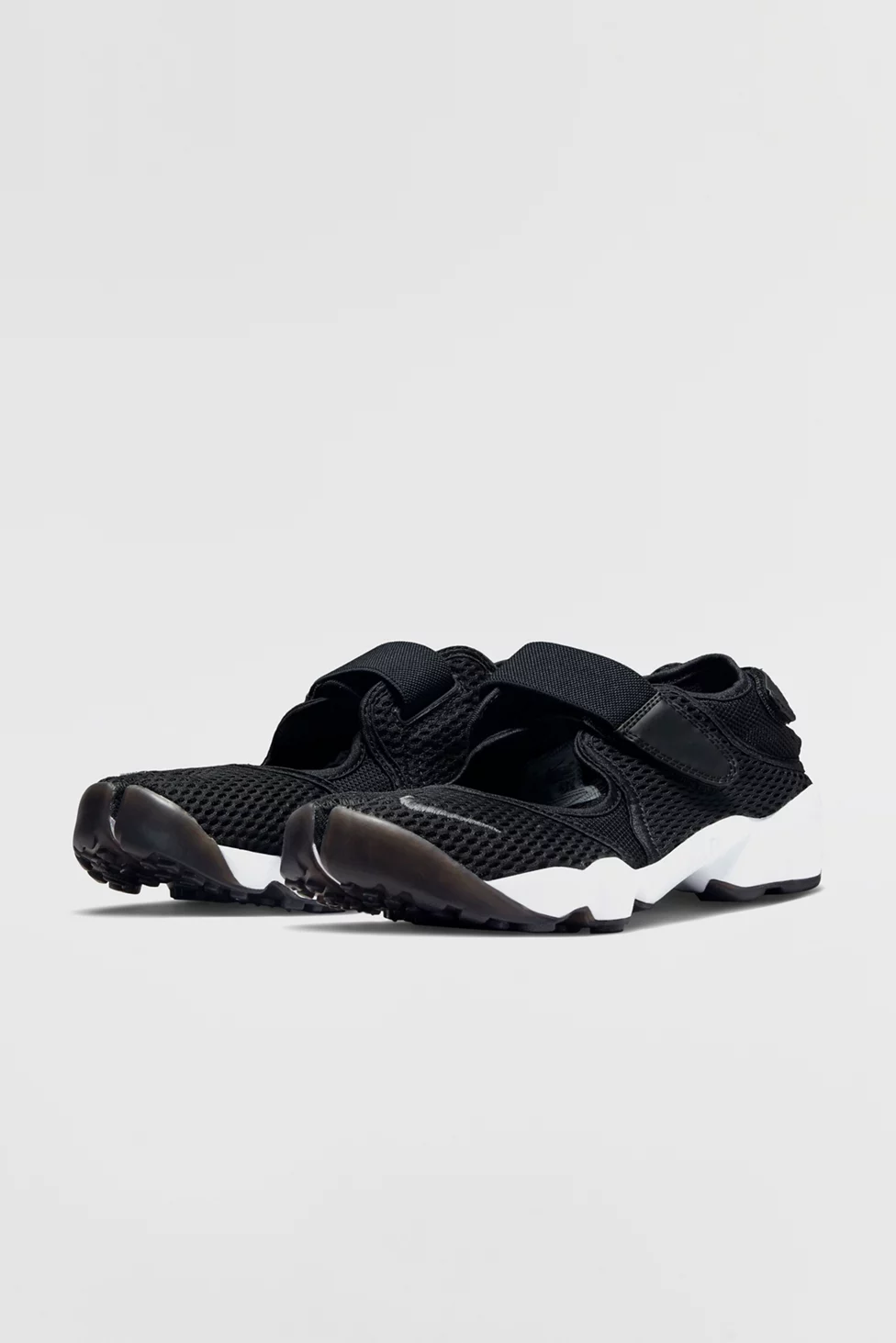 Nike Women's Air Rift Sneakers - Black/Cool Grey-White