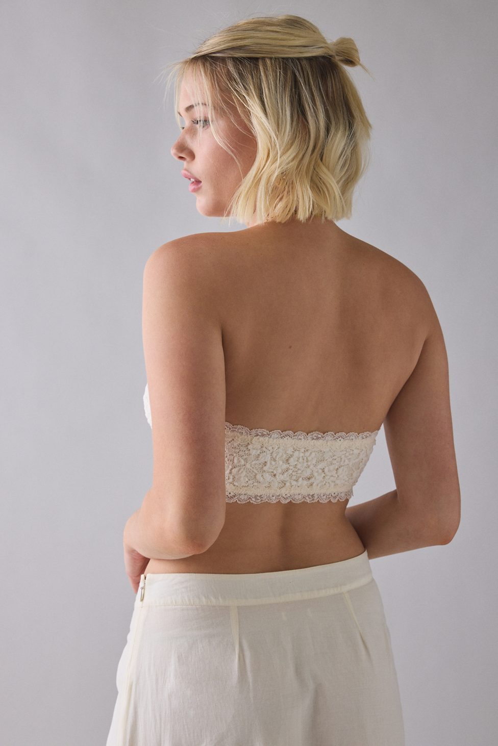 Out From Under Veronica Lace Pinch-Front Bandeau Bralette - Ivory