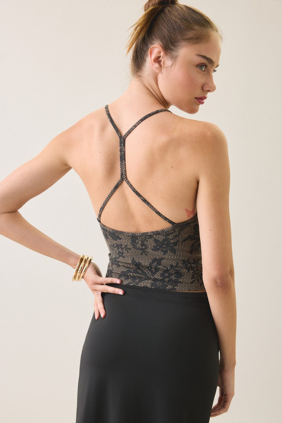 BDG Hold Me Tight Ribbed Racerback Cropped Cami - Olive
