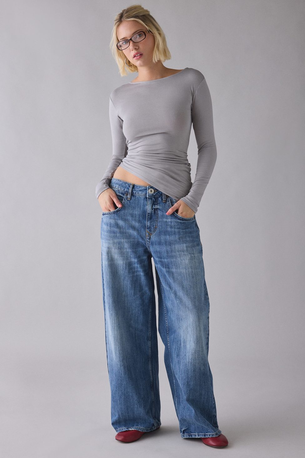 BDG Jaya Baggy Boyfriend Jeans - Cali Vintage Mid