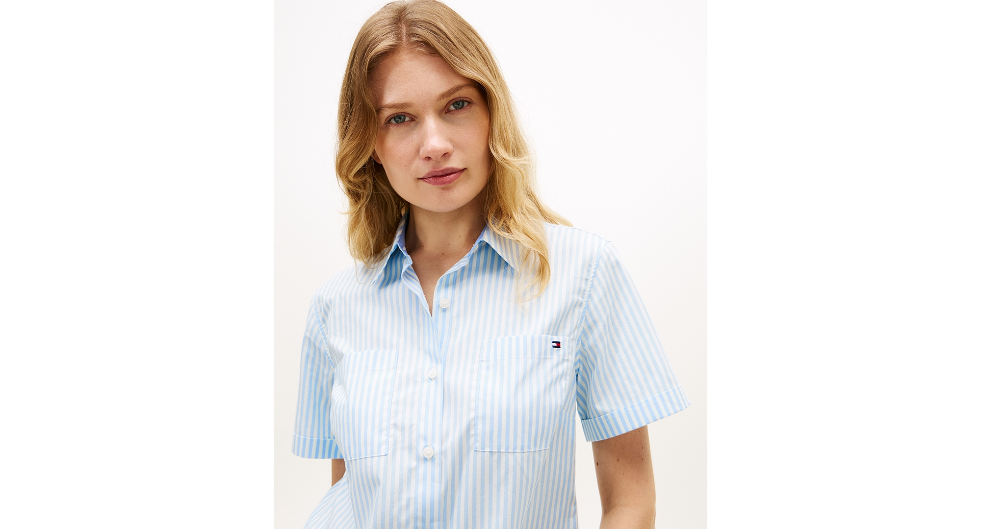 Tommy Hilfiger Women's Classic Poplin Short-Sleeve Shirt - Banker Stripe Vessel Blue / White