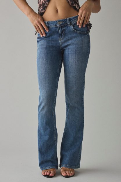 BDG Brooke Low-Rise Flare Jeans - Vintage Mid Indigo