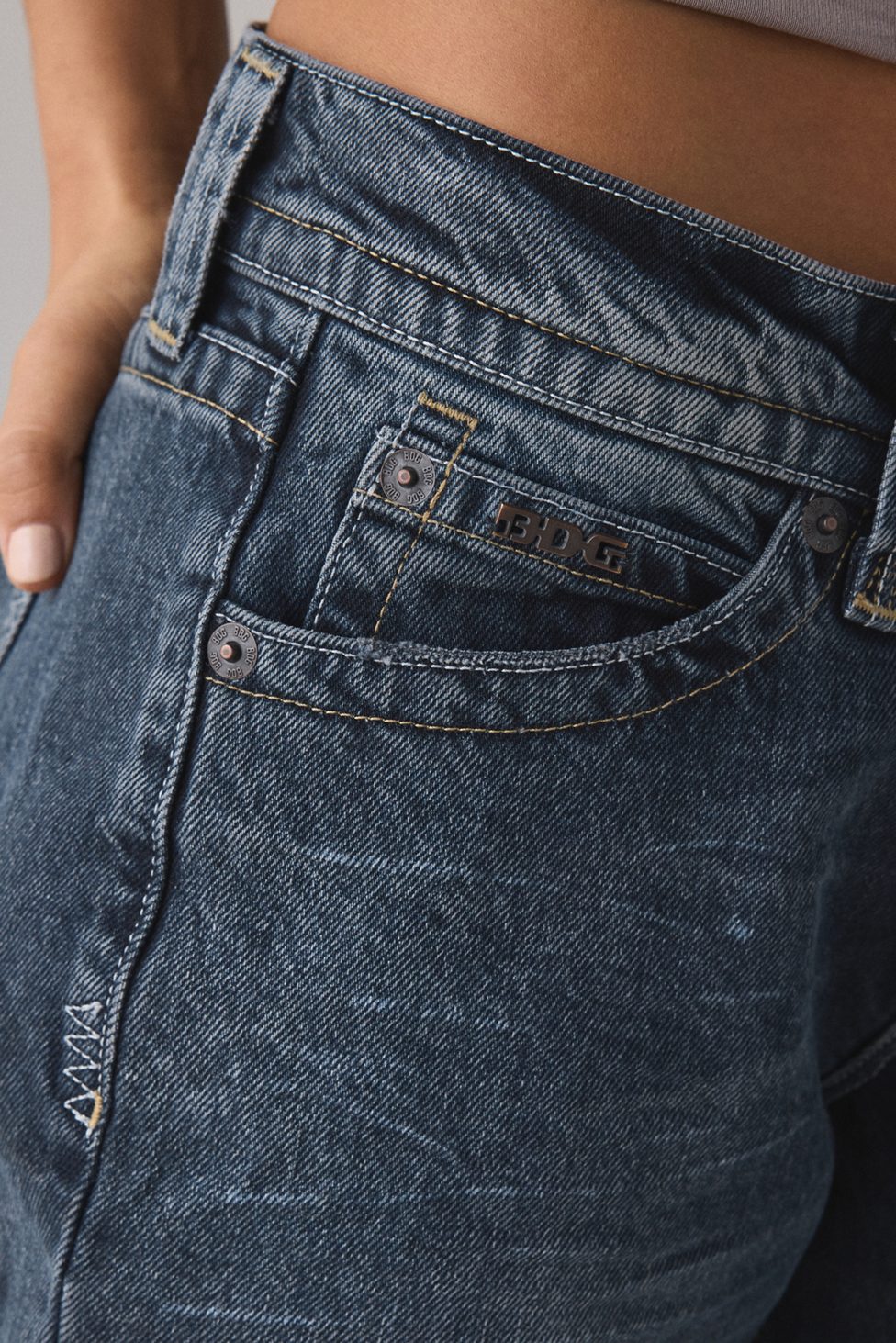 BDG Kayla Wash Effect Low-Rise Jeans - Dark Blue