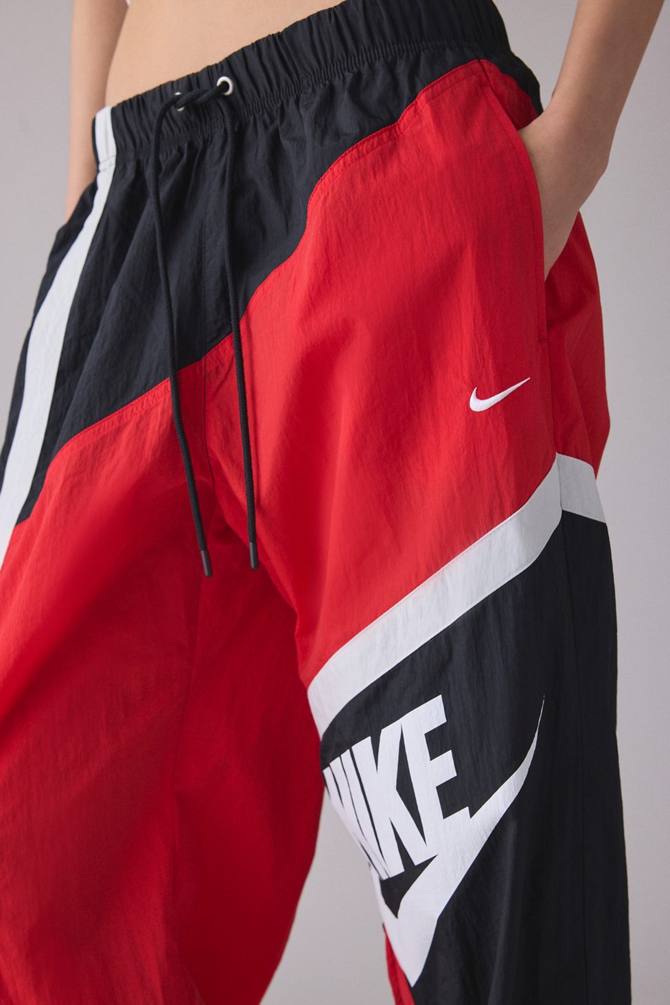 Nike Sportswear Loose Woven Open-Hem Pants - University Red/ Black/ Sail