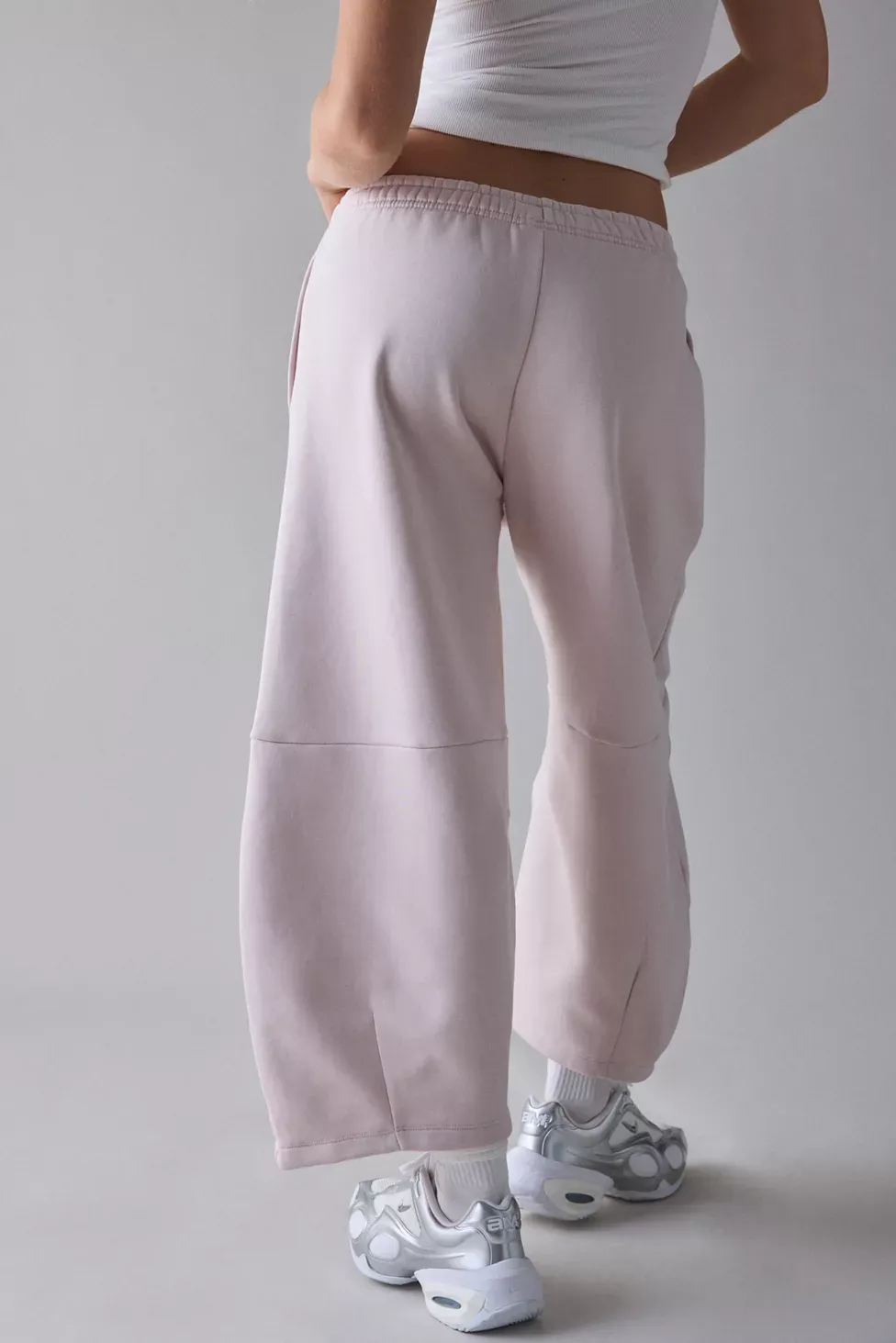 Nike Sportswear Phoenix Fleece Loose Mid-Rise Barrel Pants - Silt Red/Sail
