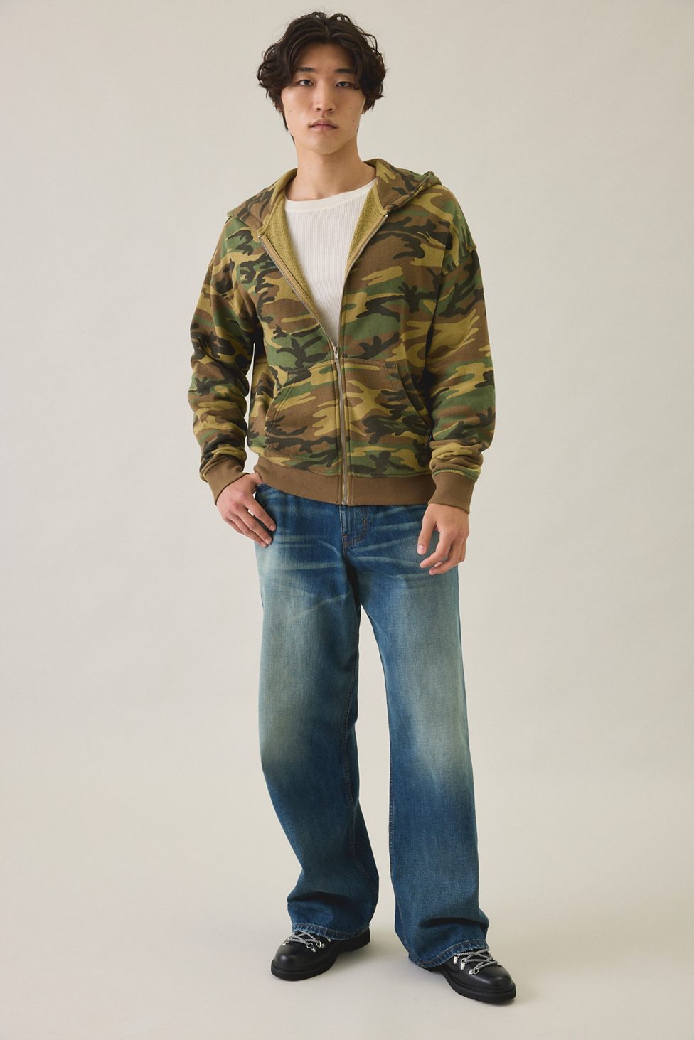 BDG Nitro Baggy Fit Jeans - Ghost Wash