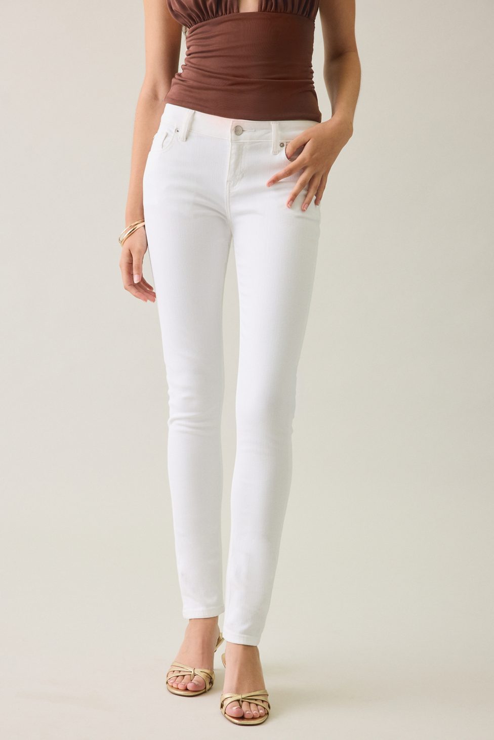 BDG Skylar Low-Rise Skinny Jeans - White
