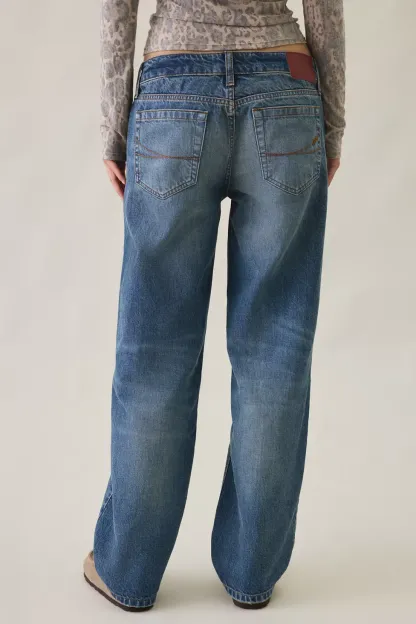 BDG Alto Ultimate Low-Rise Straight Jeans - Vintage Denim Dark