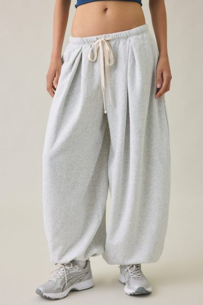 Out From Under Slow Motion Baggy Balloon Sweatpants - Grey