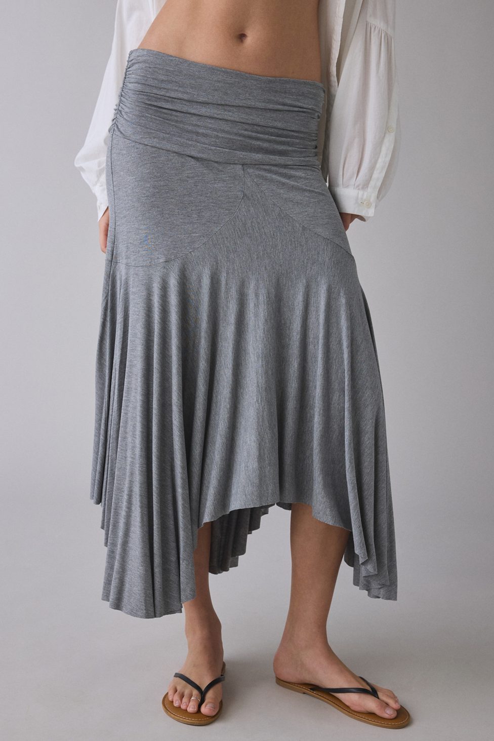 Kimchi Blue Jessica Asymmetric Low-Rise Midi Skirt - Grey