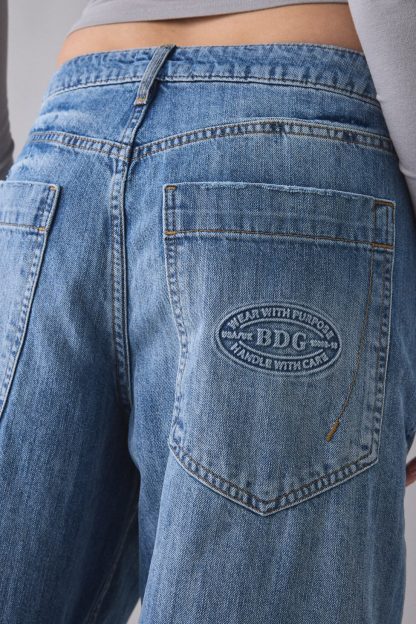 BDG Jaya Baggy Boyfriend Jeans - Cali Vintage Mid
