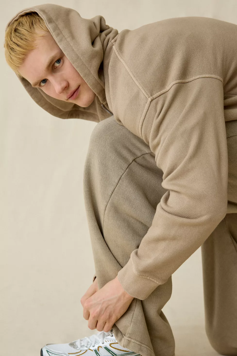 Standard Cloth Pregame Zip-Up Hoodie Sweatshirt - Light Taupe Wash