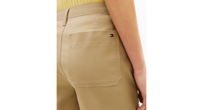 Tommy Hilfiger Women's Twill Patch Pocket Shorts - Beige