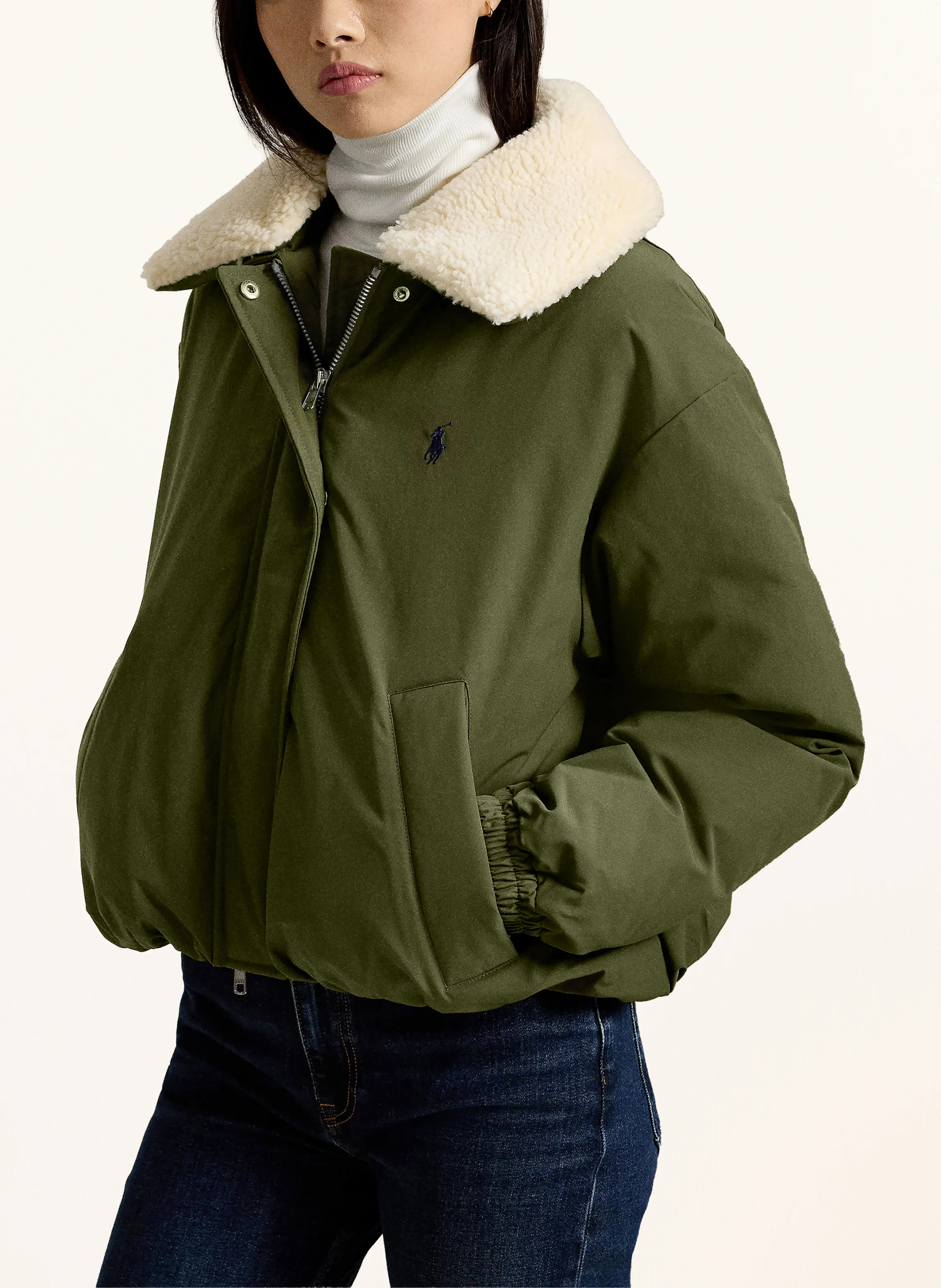 POLO RALPH LAUREN Daunenblouson mit abnehmbarem Kunstfell – OLIV / ECRU / DUNKELBLAU