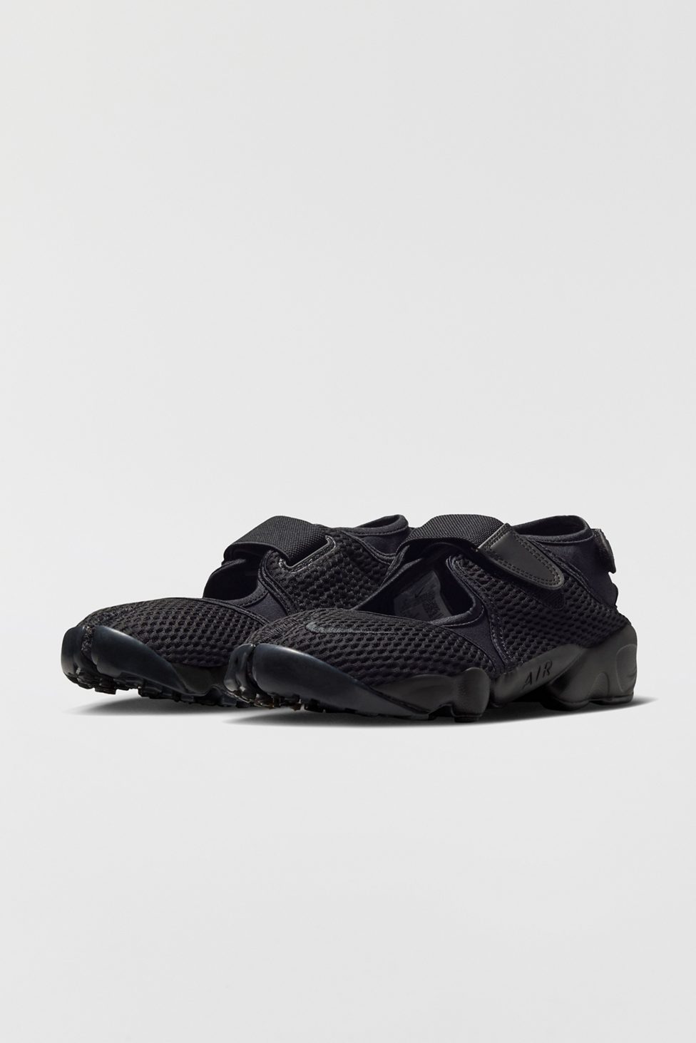 Nike Women's Air Rift Mesh Sneakers - Black/Black-White