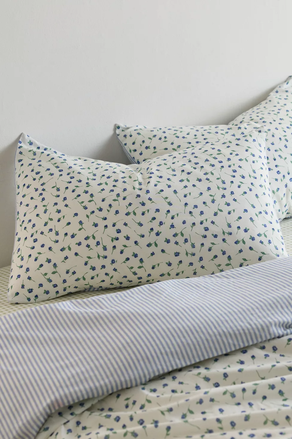 Maise Floral Patterned Reversible Sham Set - Blue Flora/Stripe