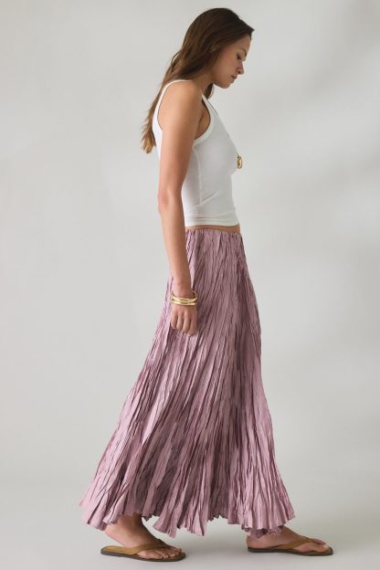 Kimchi Blue Whirlpool Crinkle Low-Rise Maxi Skirt - Pink