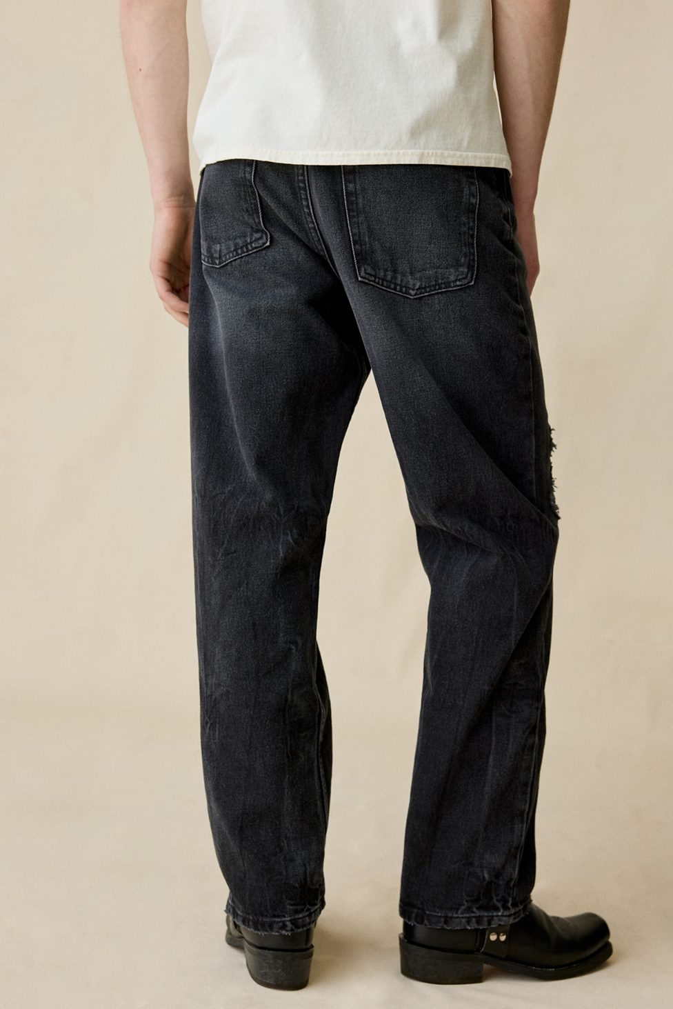 BDG Repaired Relaxed Straight Fit Jeans - Charcoal