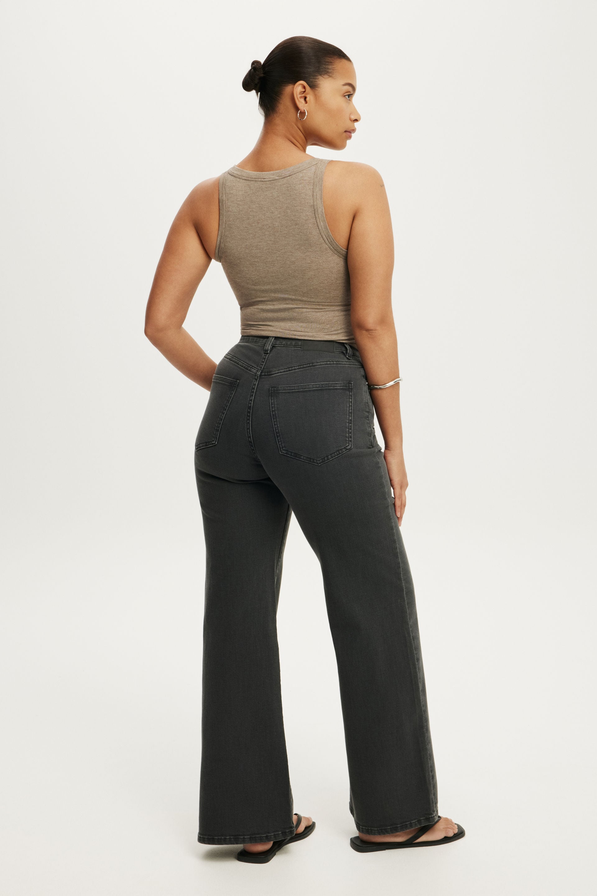 Curvy Stretch Wide Jean, LEO BLACK - example image 3