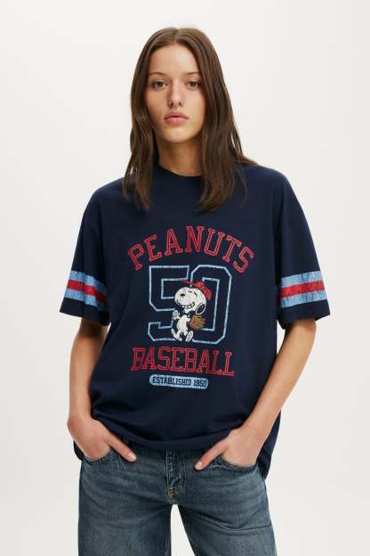 Snoopy Boxy Graphic Tee, LCN PEA SNOOPY BASEBALL / SHADOW NAVY - example image 1