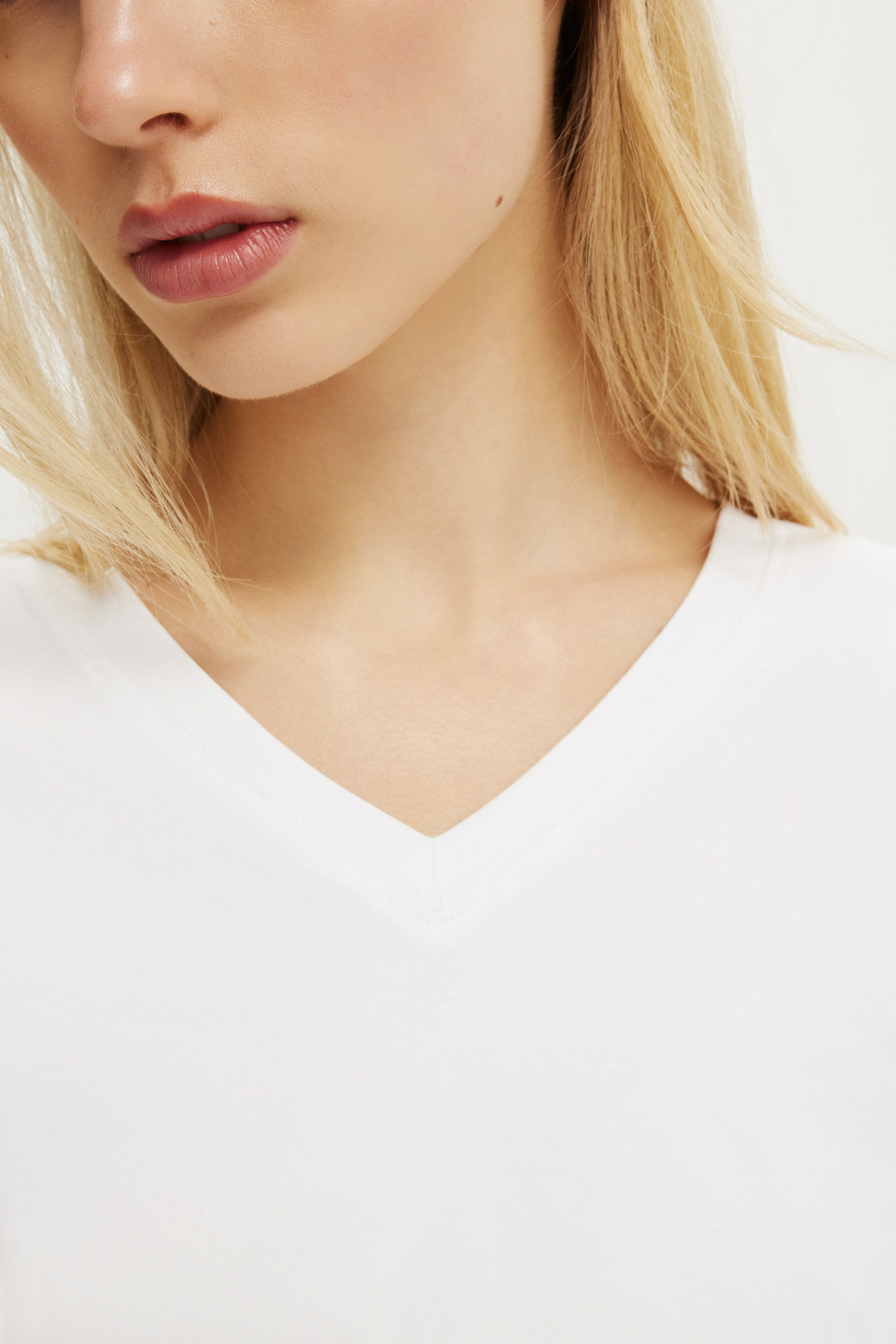 Blair Batwing V Neck, WHITE - example image 4