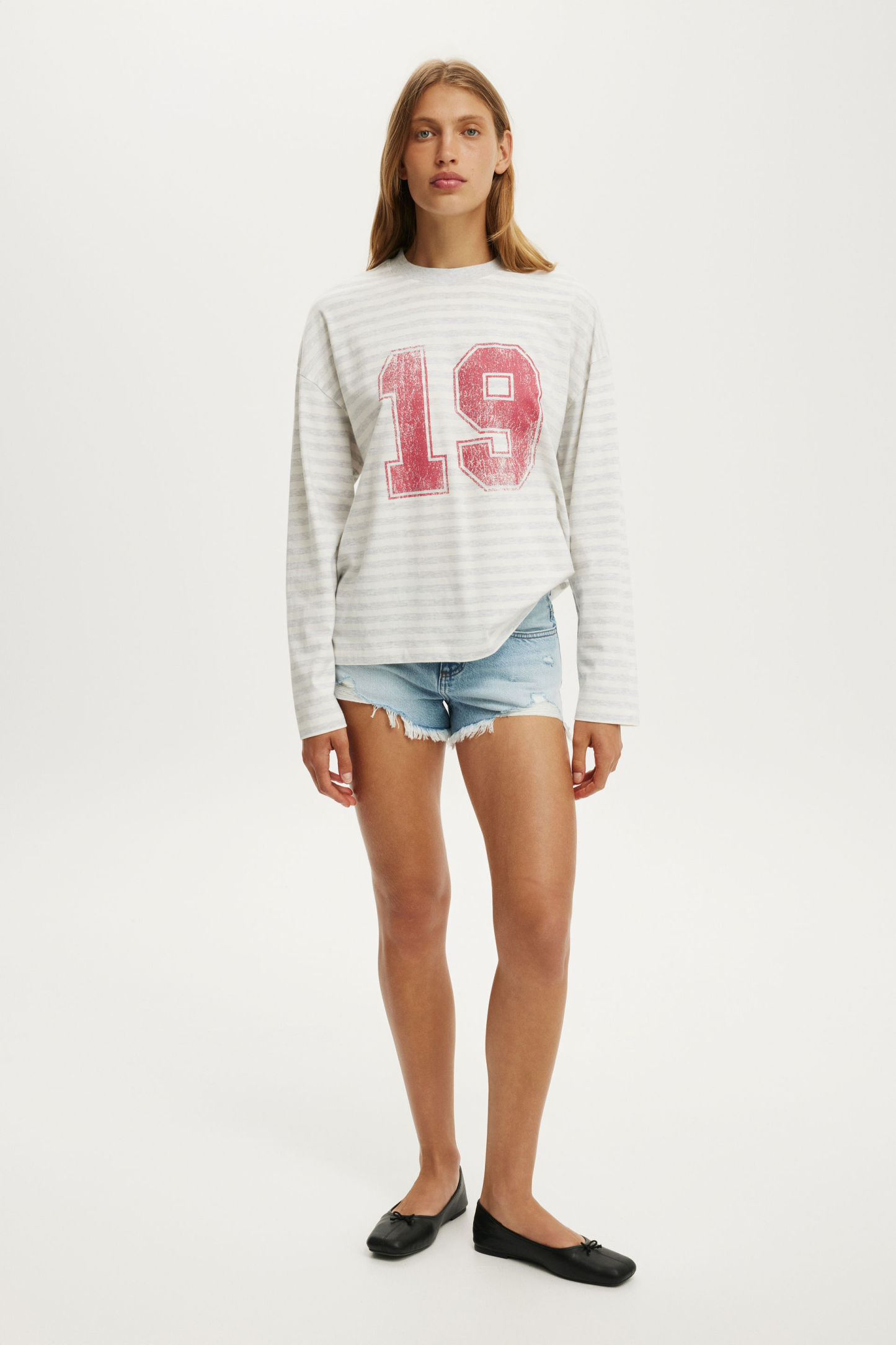 Ls Oversized Graphic Tee, 19 / SOFT GREY MARLE STRIPE - example image 2