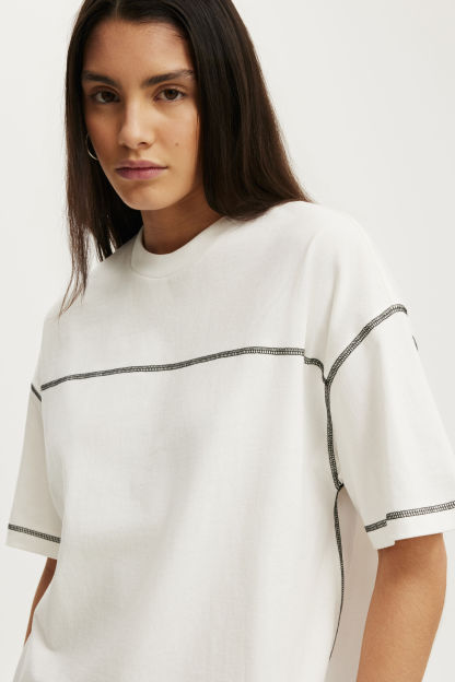 Boxy Short Sleeve Tee, VINTAGE WHITE/BLACK - example image 4