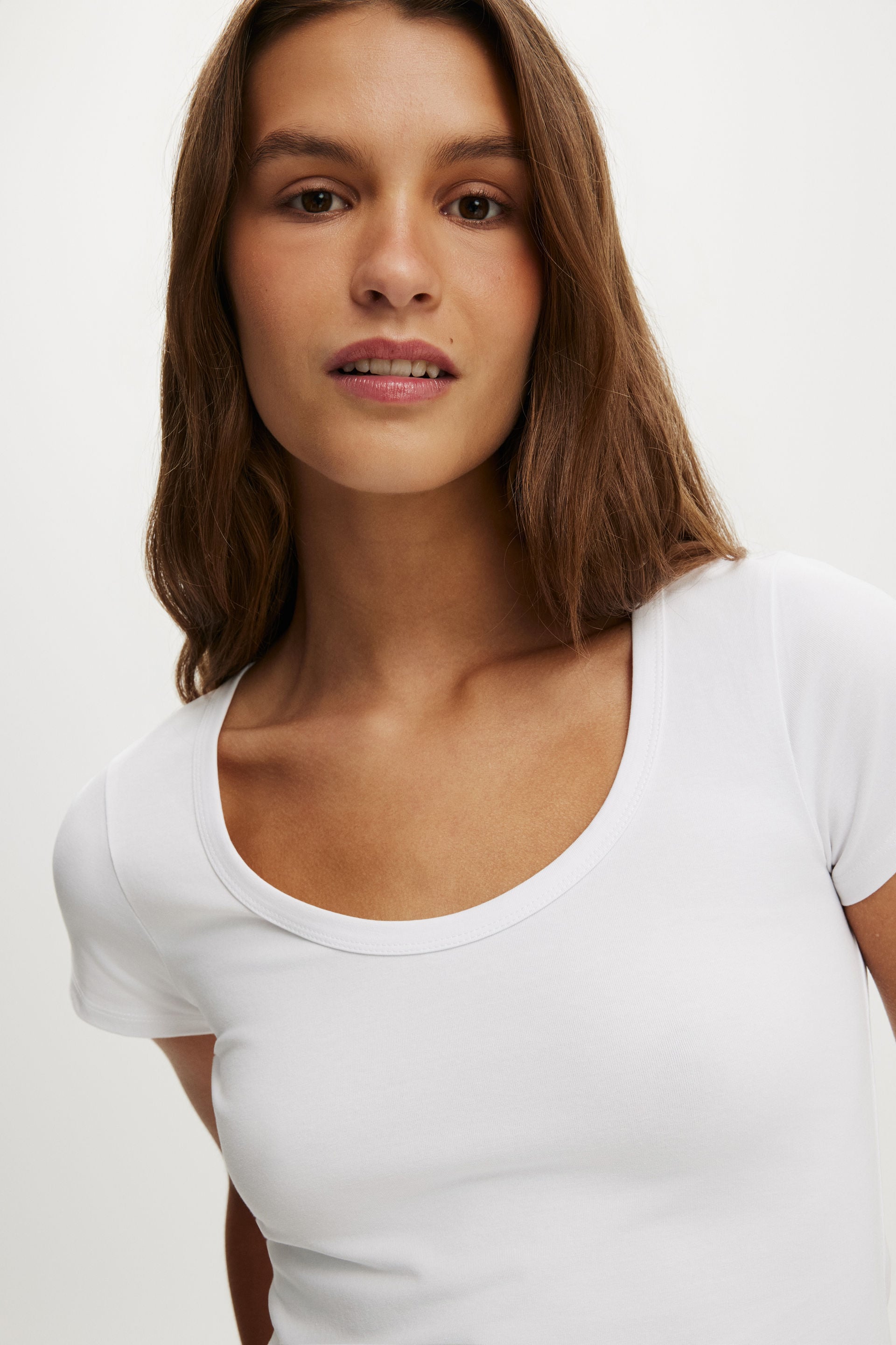 Everyday Smooth Scoop Neck Tee, WHITE - example image 4