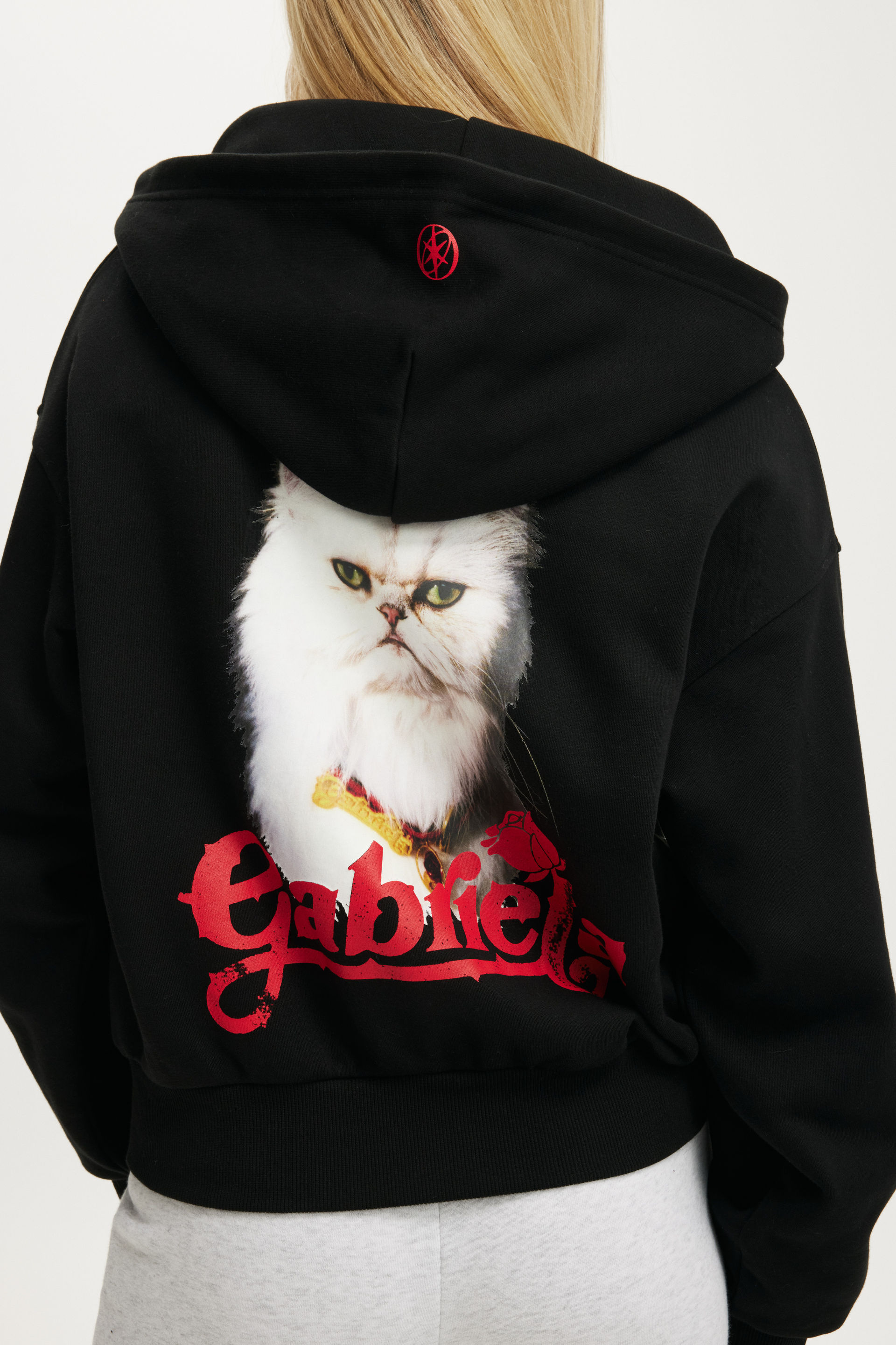 KATSEYE Music Graphic Zip Through Hoodie, LCN BRA KATSEYE/BLACK - example image 4